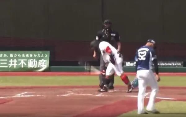 巨人・浅野、見逃し三振でバット叩きつけｗｗｗｗｗ