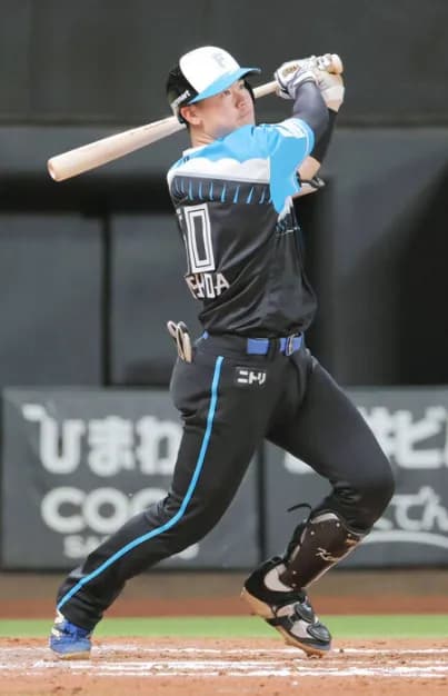 【日本ハム】新庄剛志監督「落合さんかと思った」　吉田賢吾が右越え３号ソロ！３本全て逆方向への一発