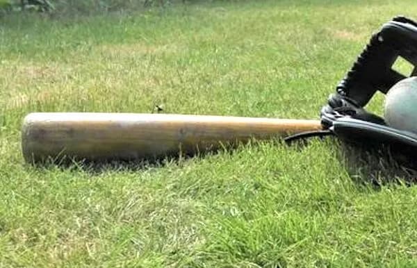 右打者の逆方向ってなんであんなダサいん？？？