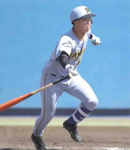 阪神・百崎　２軍戦で汚名返上３安打　２０日は守備のミスで懲罰交代「守れないと使ってもらえない」