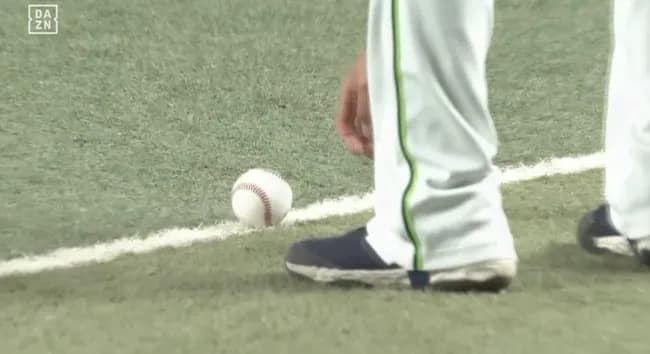 【久古のアレ】中日木下のスクイズ、ライン上にピタリｗｗｗｗｗ