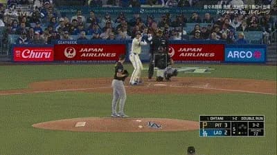 大谷翔平、第三打席でマルチ安打となるスリーベースヒット！！！！！！！！！！！！！！