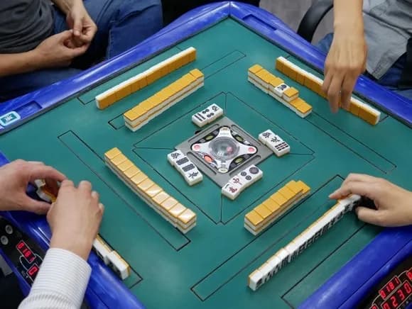 【悲報】中田花奈「ロンッ！！（麻雀プロ5年目）」←これｗｗｗｗｗｗｗｗｗｗｗｗ