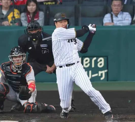 阪神　大山打で巨人戦開幕５連倒「お立ち台にもチーム全員で上がりたいくらい」　自身１０００試合出場ド派手に飾った