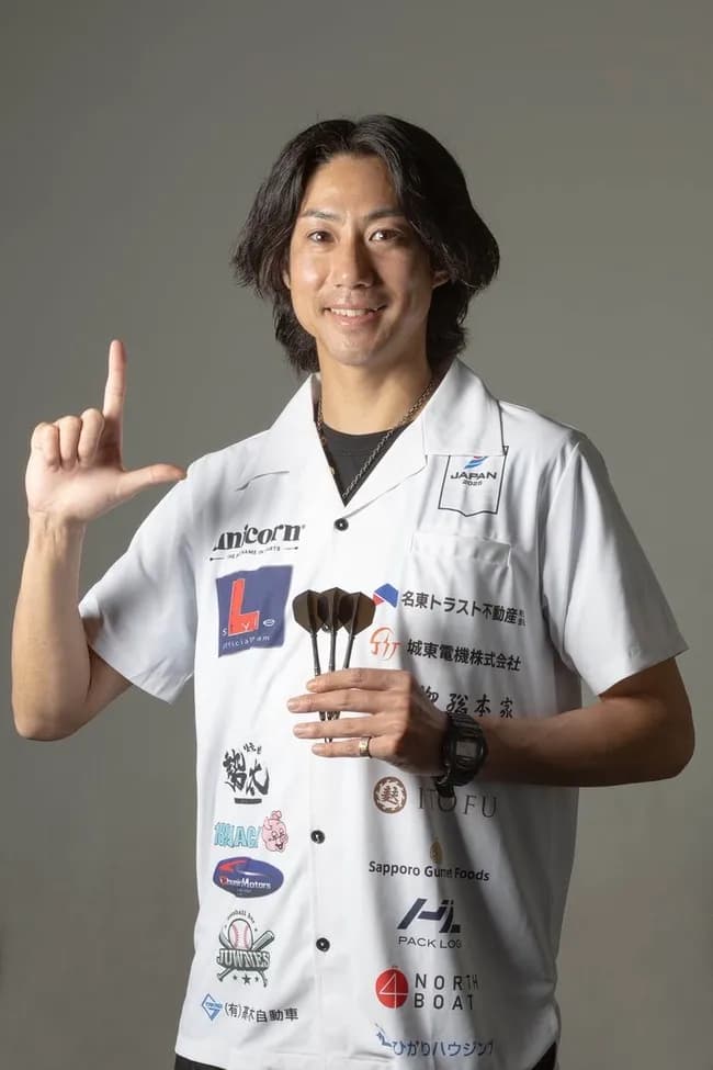 元中日伊藤準規、ダーツのプロに転向していた