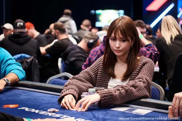【画像】ポーカー世界大会2位になった日本女性が美人すぎてワイの股間がロイヤルストレートフラッシュ