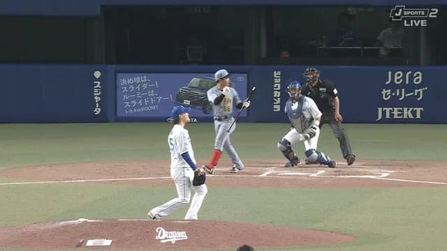 阪神・中川勇斗、初々しいプロ初打席　四球をもぎ取りガッツポーツ！