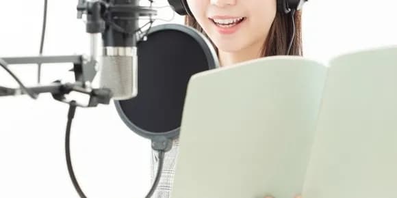 【テンプレ】声優「私、人見知りなんで…」→「本が友達です」←！？？ｗｗｗｗ