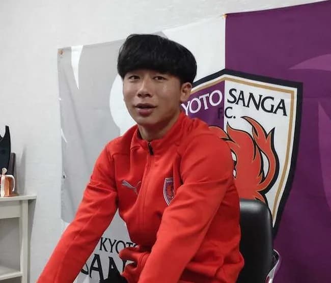 【悲報】Jリーグ「不適切な行為があったため契約解除します」