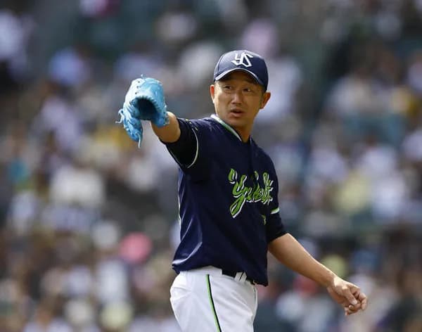 石川雅規（通算187勝）「42歳6勝、43歳2勝、44歳1勝、45歳2勝」←これ