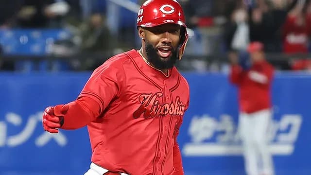 カープファビアン爆速弾丸ライナー3号ホームラン！ヤクルト小川のシュート攻略！真っ赤なレフトスタンドに着弾！！