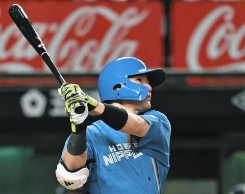 【日本ハム】野村佑希→清宮幸太郎→万波中正の和製大砲トリオ連続二塁打！