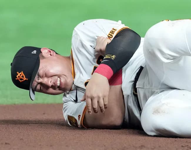 【上原浩治】“嫌な予感”現実に　岡本退場、長野エラー…ポジション固定せず運にも見放されたか