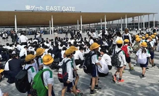 【悲報】大阪のお嬢様先生、維新の市議から声がかかり仕方なく修学旅行先を万博へ