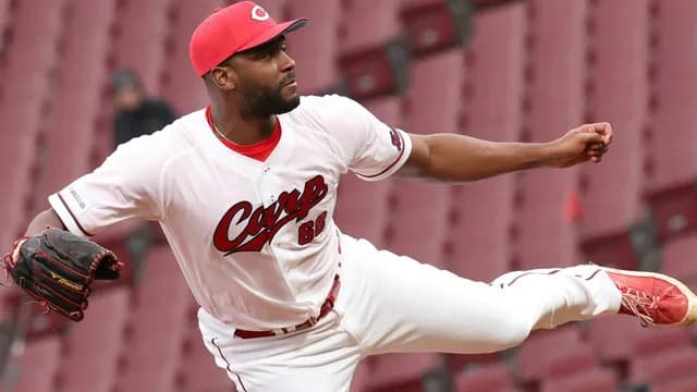 カープ守護神ハーンで巨人に連勝！栗林8回に登板！矢野決勝打！ファビ＆坂倉ダメ押し打！大瀬良7回0封！【広島3-0巨人/試合結果】