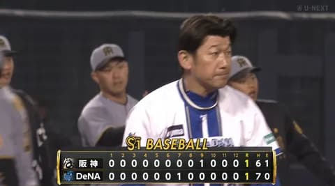 DeNA延長12回引き分け　守備位置交代も三浦監督「選手たちはしっかり対応してくれた」