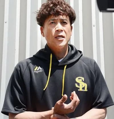 城島健司さん(48)の最新ヘアスタイル