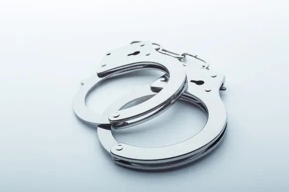 【画像】44歳無職おじさん、JKに謎のパワーワードで迫って逮捕ｗｗｗｗｗｗ