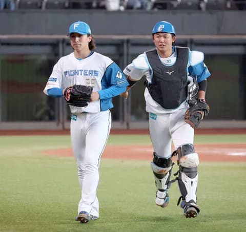 【日本ハム】今季初出場初先発の進藤勇也「いつも通りできてよかった」同期の細野晴希を好リード