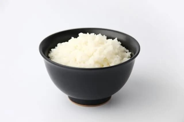 JA「ご飯50円。サンドイッチ350円」→シンクタンク「比較するなら『ご飯57円、食パン1枚48円』だろ」