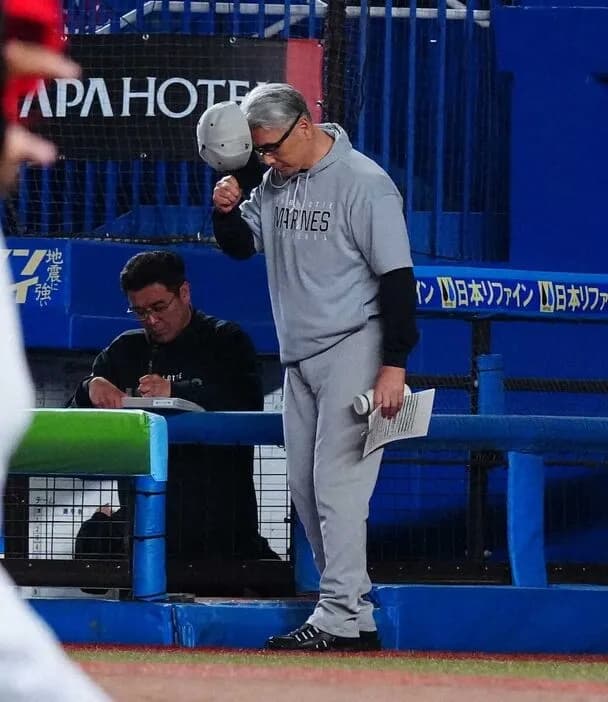 ロッテ吉井監督「まっすぐ来たら次まっすぐ待って違う球が来てしまった」