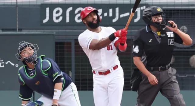 カープファビアン〝特大〟5号先制ホームラン！確信の一発で17戦連続安打！！