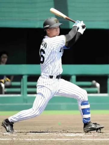 阪神・百崎　３の３！打率・３４７　ウエスタン首位打者浮上「自信持ってやってます」　平田２軍監督「大したもんだよ」