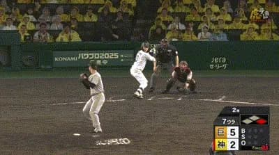 【阪神対巨人11回戦】阪神、7回裏に木浪のタイムリースリーベースと中野のタイムリー内野安打で２点を取り１点差に詰め寄る！！！！！！！！！