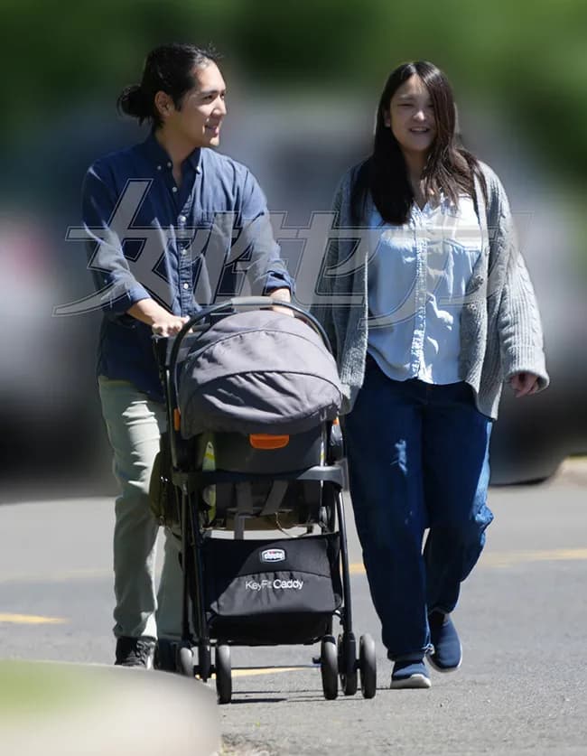 【写真あり】女性セブン、小室圭＆眞子夫妻がベビーカー押す姿を激写