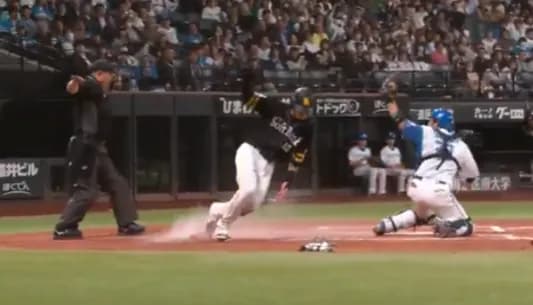 周東佑京のタイムリーヒットで再び勝ち越し！！