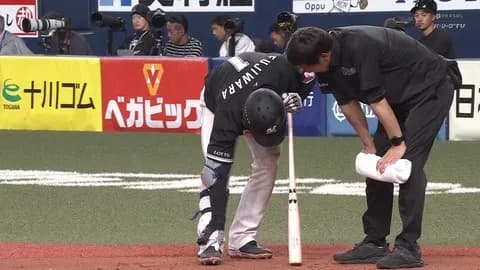 藤原の自打球交代、続報ないけどその後タイムリー打ってたし大丈夫かな