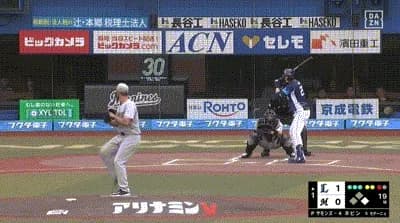 【ロッテ対西武9回戦】西武・ネビン、ロッテ・サモンズから第4号2ランホームラン！リードを3点に広げる！！！！！！！！！！！！！！