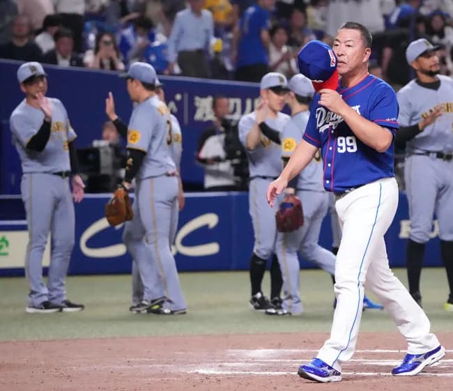 中日・井上一樹監督「オレのもう采配ミスだわ。すべて」　好機に１本出ない責任背負う…　両リーグ最多11度目の完封負け