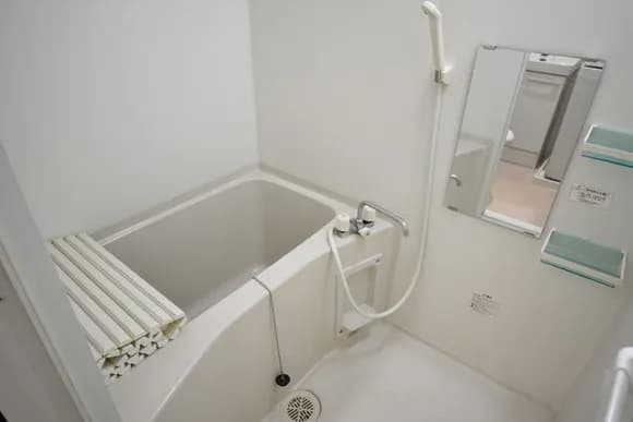 【朗報】一人暮らし社会人ワイ、あることに気付く「風呂場に浴槽いらなくね…？」