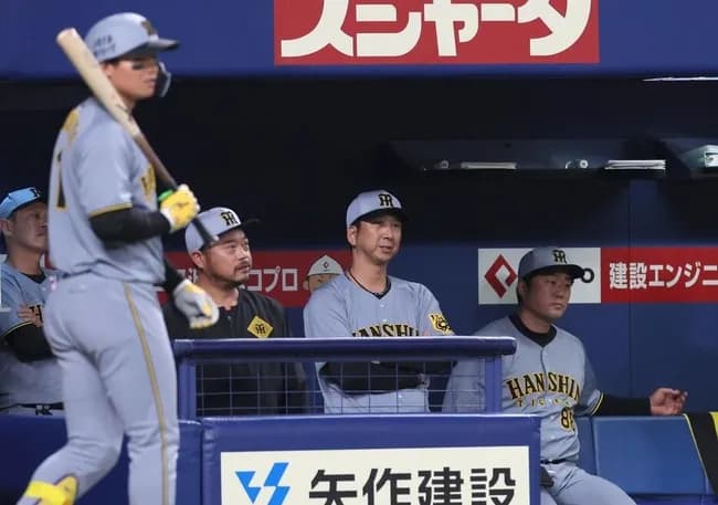 阪神・藤川監督　球審の疑惑判定に苦言が止まらず「正直納得いかない」「井上監督に抗議されてストライクボールの抗議は禁止なはず」