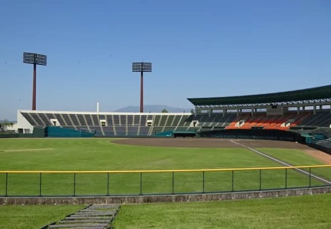 ソフトバンクが佐賀で試合をしない理由