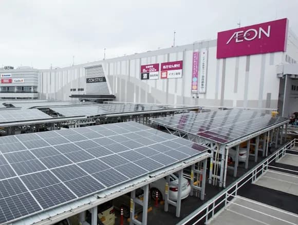 【悲報】イオン「私はイオン。全ての商店街を消し去り、私も消えよう・・・・」