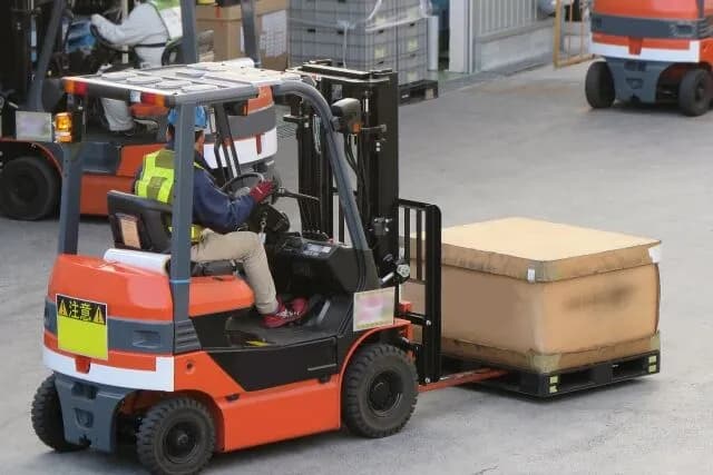 フォークリフトの資格って