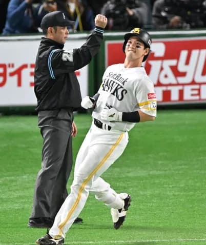 栗原陵矢が打率.187と不調　小久保監督「チームのためにやるので、状態が上がってこなければ考えます」