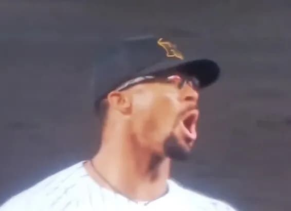 【悲報】デュプランティエ、疑惑の判定にブチギレ