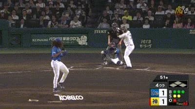 【ヤクルト対中日11回戦】DeNAのサードとショートがボールを見失う…