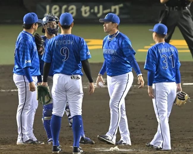 ＤｅＮＡ・山崎康晃が抹消　２７日阪神戦で１死も奪えず満塁招き降板　負け投手に