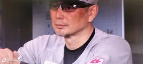画像　サヨナラの瞬間の吉井監督、悟りを開いたのような表情
