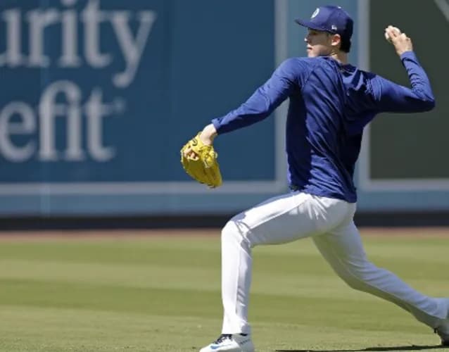 ドジャース 佐々木朗希、キャッチボール再開　6月下旬復帰目指す