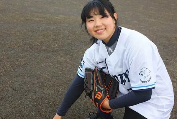韓国女子野球投手、日本のレジェンド里綾実（35）に憧れ来日。「マッサージをしてくれることもあるんです」