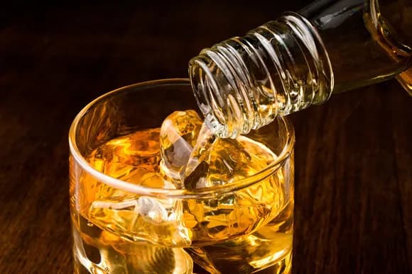 【衝撃】ウイスキー1000円台 ←まずい 3000円台 ←美味い