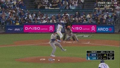 ドジャース・マンシー、第8号2ランホームラン！ドジャースは初回に一挙4点を取り逆転！！！！！！！！！！！！！