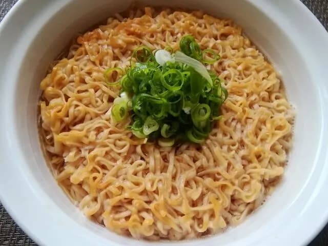 チキンラーメンがすぐ飽きるのってスープが悪いんか？それとも麺が悪いんか？
