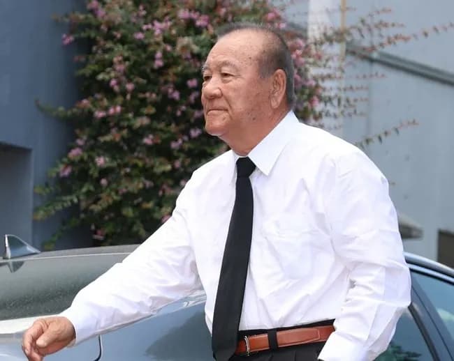 柴田勲さん、3日連続で長嶋家を弔問