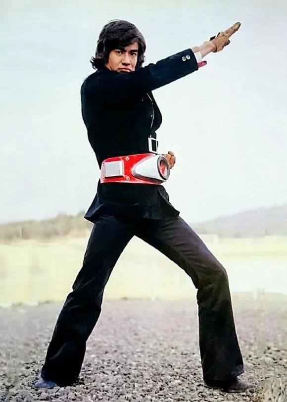 【画像】 藤岡弘。の娘、全員藤岡弘。感ゼロｗｗｗｗｗｗｗｗ